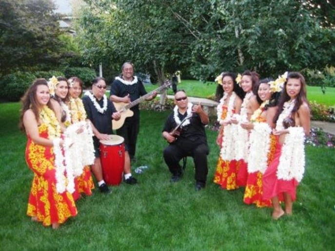 Gallery photo 3 of Island Breeze Entertainment