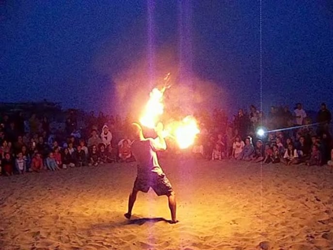 Gallery photo 4 of Island Breeze Entertainment