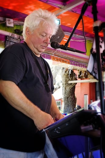 Gallery photo 7 of Island Guy Music