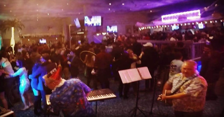 Gallery photo 21 of Island Troy