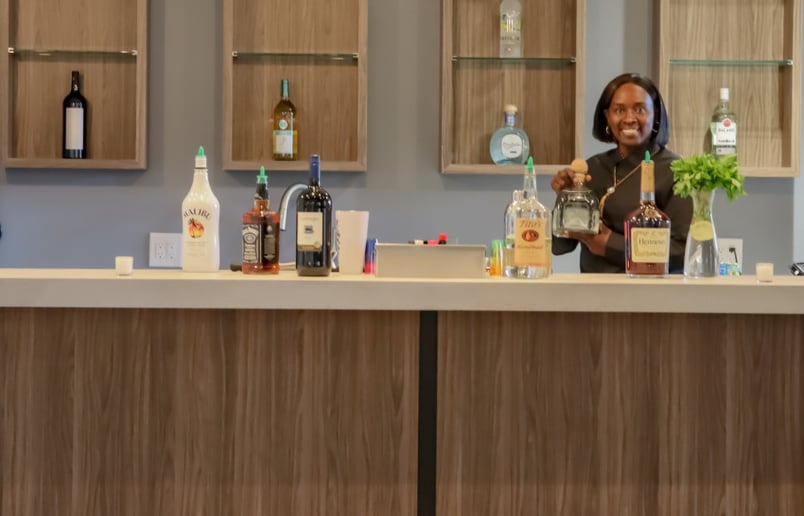 Gallery photo 2 of Island's Fuzion Bartending Services