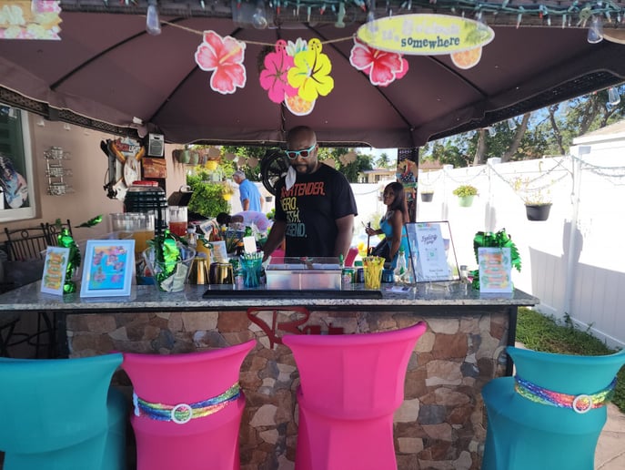 Gallery photo 7 of Island's Fuzion Bartending Services