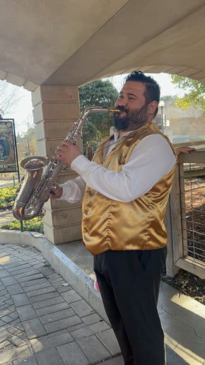 Gallery photo 2 of Itan Sax