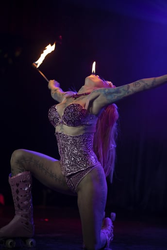 Gallery photo 4 of Ivizia Dakini