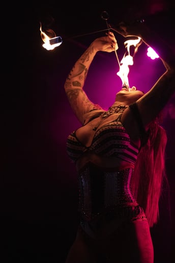 Gallery photo 7 of Ivizia Dakini
