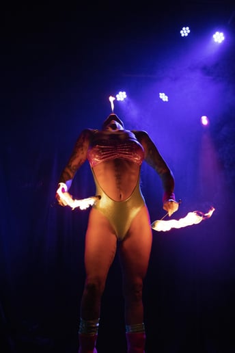 Gallery photo 8 of Ivizia Dakini