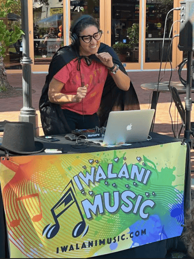 Gallery photo 7 of Iwalani Music