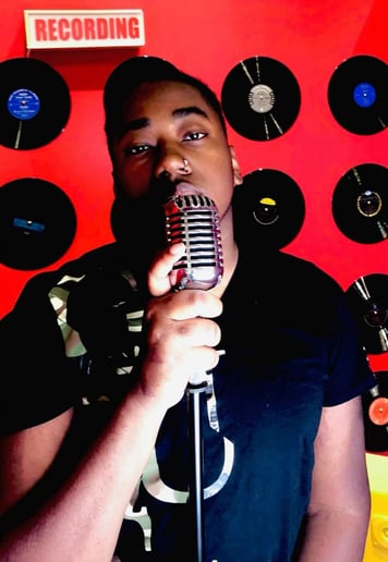 Gallery photo 2 of J. Le’Don