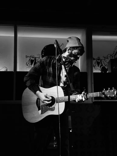 Gallery photo 3 of Josh Skelly Music