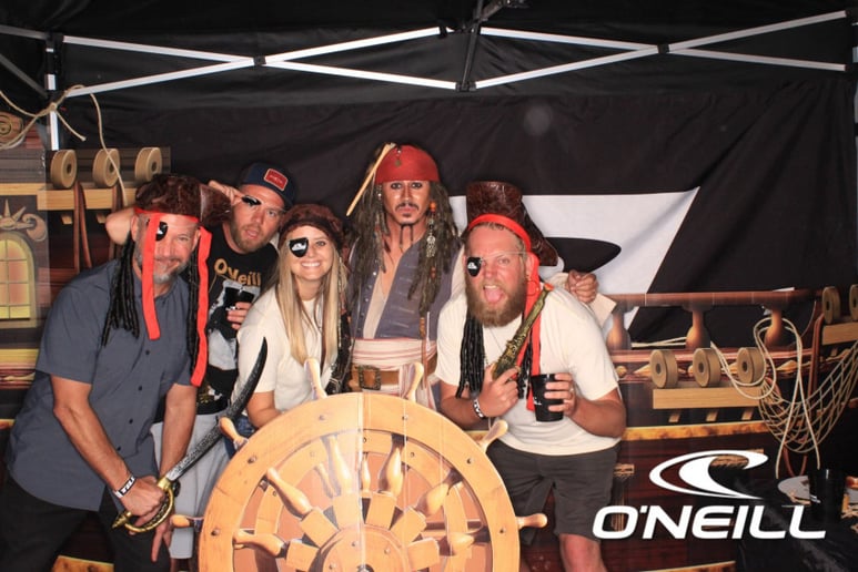 Gallery photo 7 of Captain Jack Live