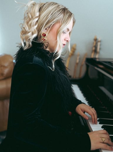 Gallery photo 10 of Jackie Rose Music