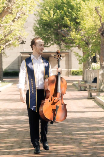 Gallery photo 2 of Jacob Hill, Cellist