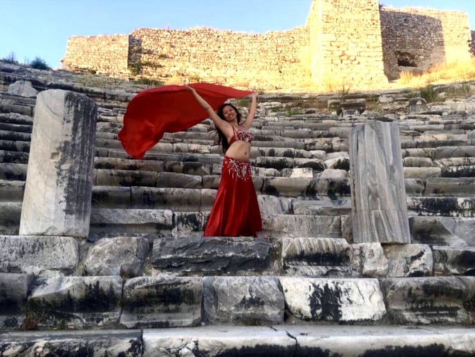 Gallery photo 6 of Jacqui Bellydance
