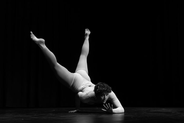 Gallery photo 2 of Contortion by Four