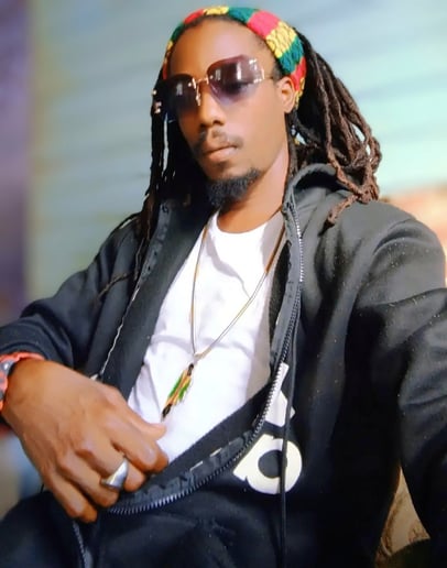 Gallery photo 6 of Jah Wariyah