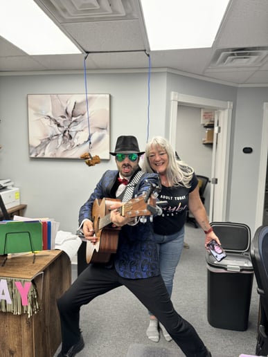 Gallery photo 4 of Jam Your Gram Singing Telegrams