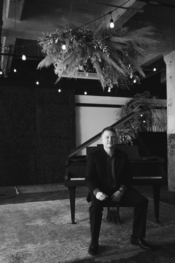 Gallery photo 2 of James Collins Jazz Piano