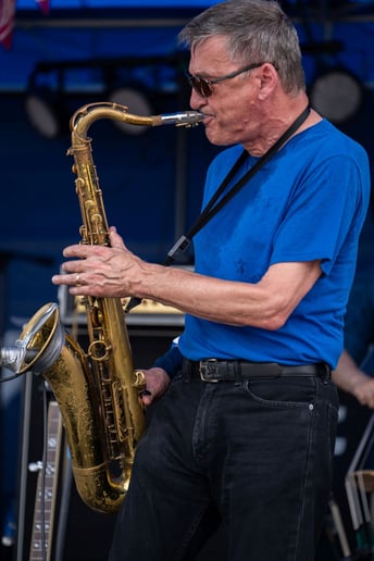 Gallery photo 10 of James Day and the Fish Fry