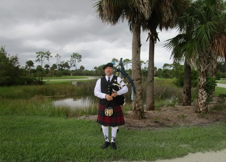 Gallery photo 2 of James Freeman, The Artist Bagpiper