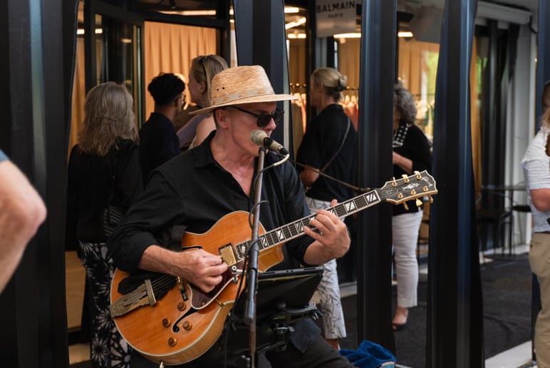 Gallery photo 1 of James Hammel & Friends