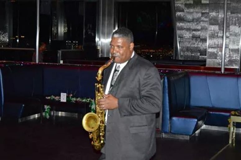 Gallery photo 2 of JamminJoe "The True Smooth Saxophonist"