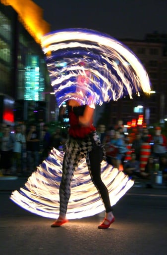 Gallery photo 1 of Jamye La Luna* Hula hoop artist