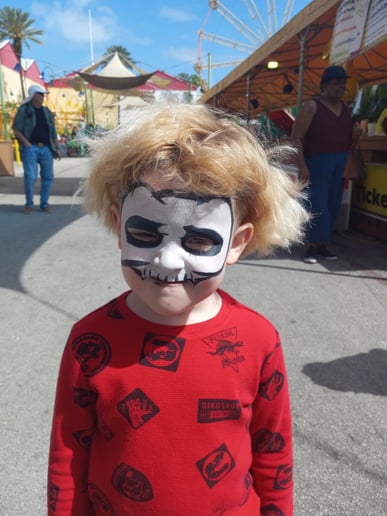 Gallery photo 5 of Janina Face Painting & Balloons