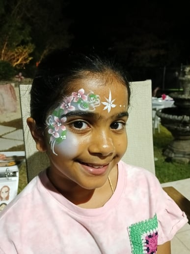Gallery photo 9 of Janina Face Painting & Balloons