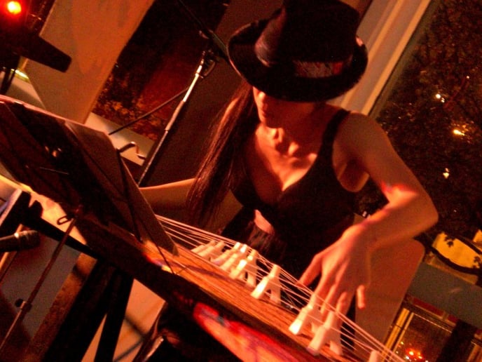 Gallery photo 10 of Japanese Koto Music