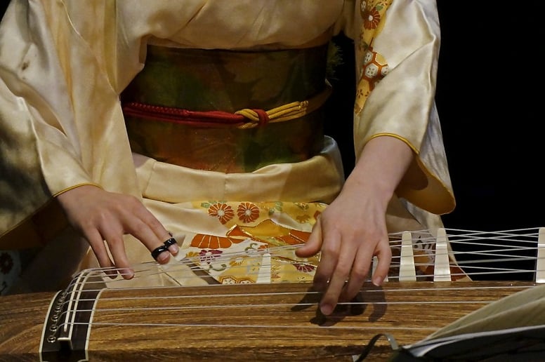 Gallery photo 2 of Japanese Koto Music