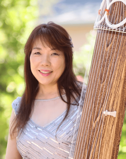 Gallery photo 2 of Saeko Kujiraoka -Japanese Koto Music