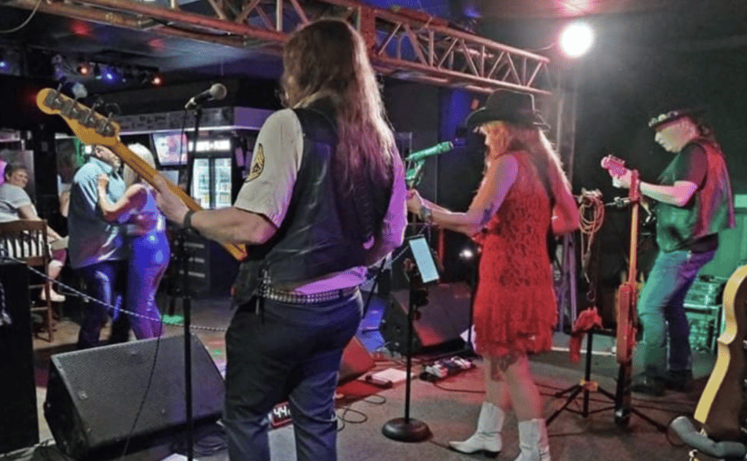 Gallery photo 7 of JasmineTBand