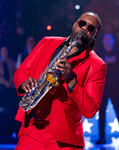 Gallery photo 3 of Jason Brown "All Around Town"
