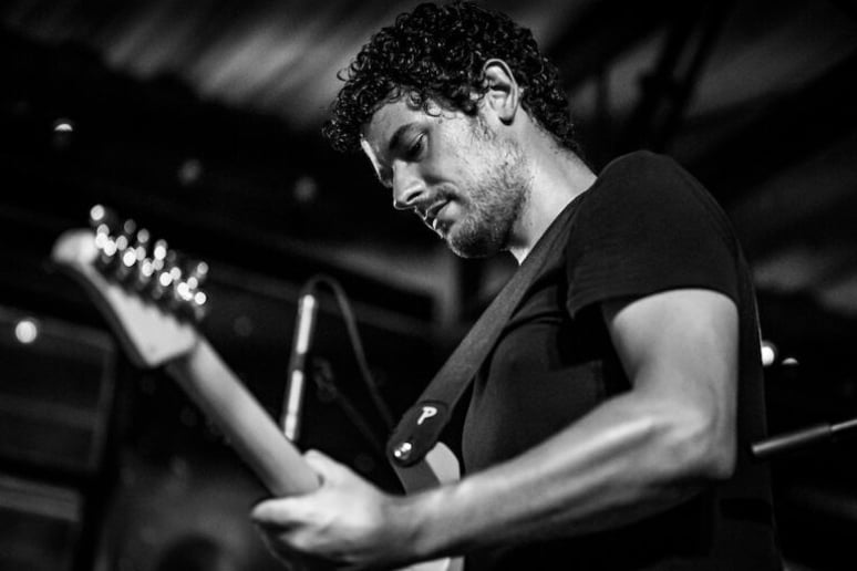 Gallery photo 5 of Jason Hobert - Professional Guitarist