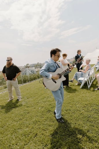 Gallery photo 2 of Jason Ji Guitarist