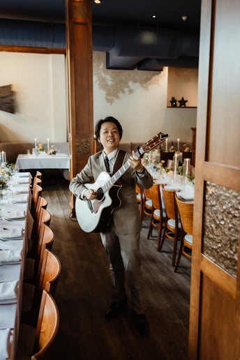 Gallery photo 2 of Jason Ji Guitarist