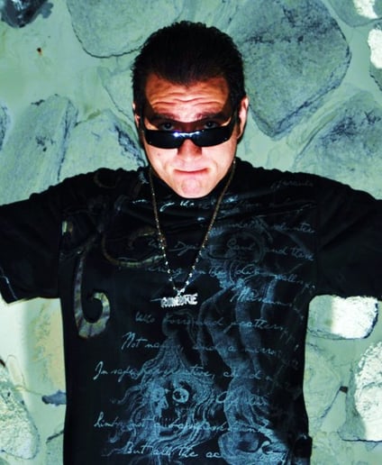 Gallery photo 1 of Jason Kwayke