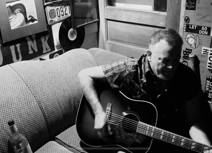Gallery photo 4 of Jason Reed