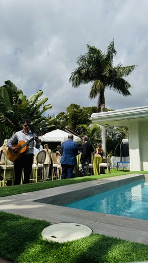Gallery photo 3 of Javier Suarez Guitarist