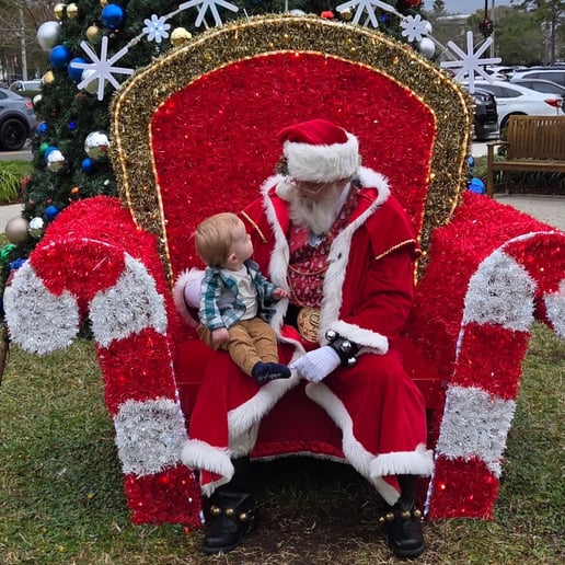 Gallery photo 1 of Jax Santa