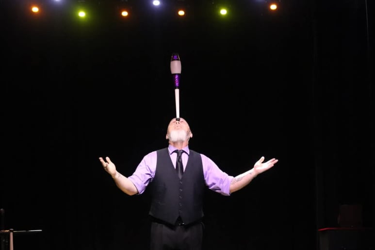 Gallery photo 4 of Blackwell Magic Circus