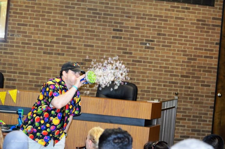 Gallery photo 3 of Jay Jay The Bubble Guy