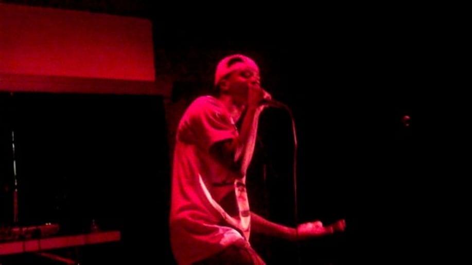Gallery photo 1 of Jay October