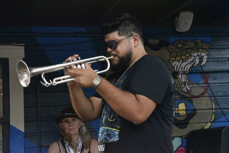 Gallery photo 6 of Jazz-improvisasion- touring,reading.