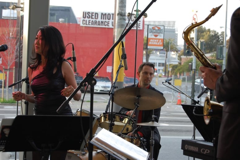Gallery photo 24 of Raquel and her Jazz, Bossa nova, and Latin Band for Weddings and Event