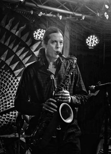 Gallery photo 9 of Jazz Breeze