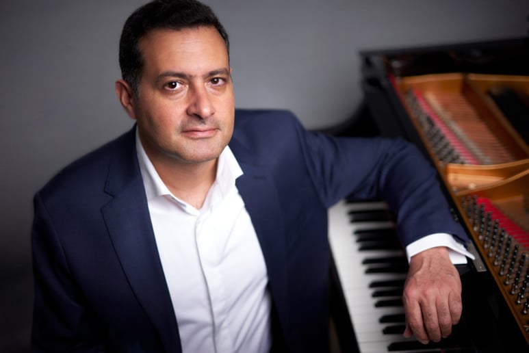 Gallery photo 1 of Piano Music - Cocktail, Jazz & Classics