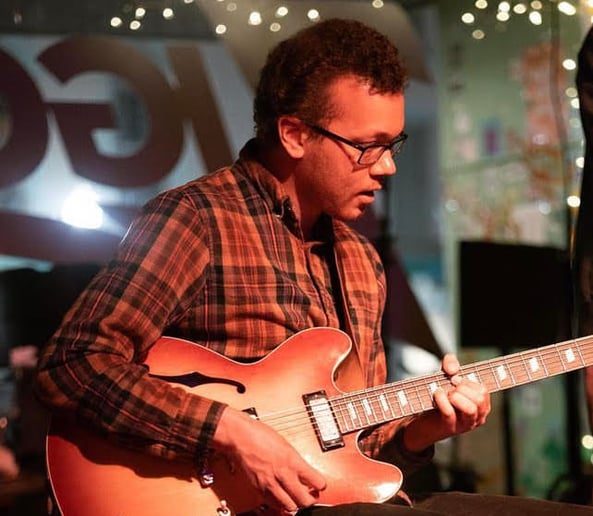 Gallery photo 2 of Jazz Guitarist Max Bowen