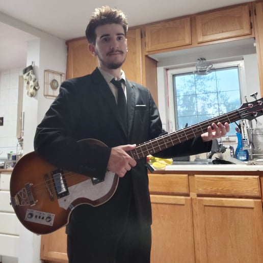 Gallery photo 1 of Jazz Upright Bassist