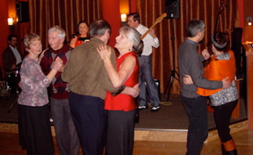 Gallery photo 4 of JAZZALELE Trio